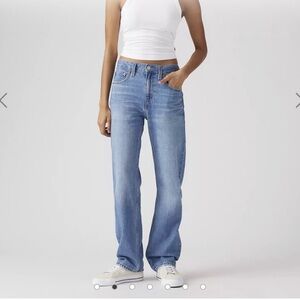 Levi low pro straight leg